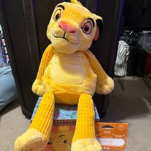 Simba scentsy buddy